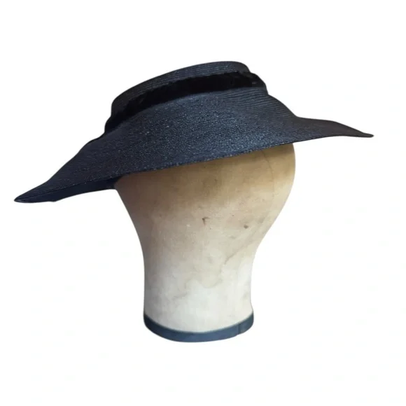 1930s/1940s Helen La Belle Smart Millinery Wide-Brimmed Straw Platter Hat w/Velv - Picture 3 of 6